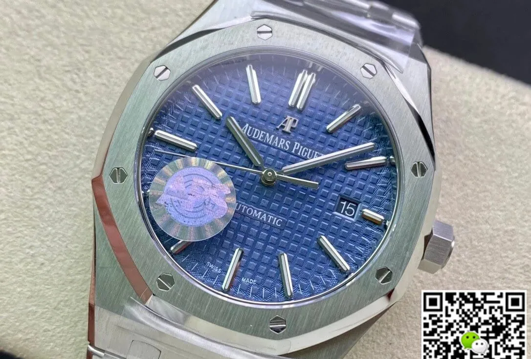 Audemars Piguet Royal Oak 15400ST.OO.1220ST.03 APS Factory 1:1 Best Edition Replica Watch Silver Strap